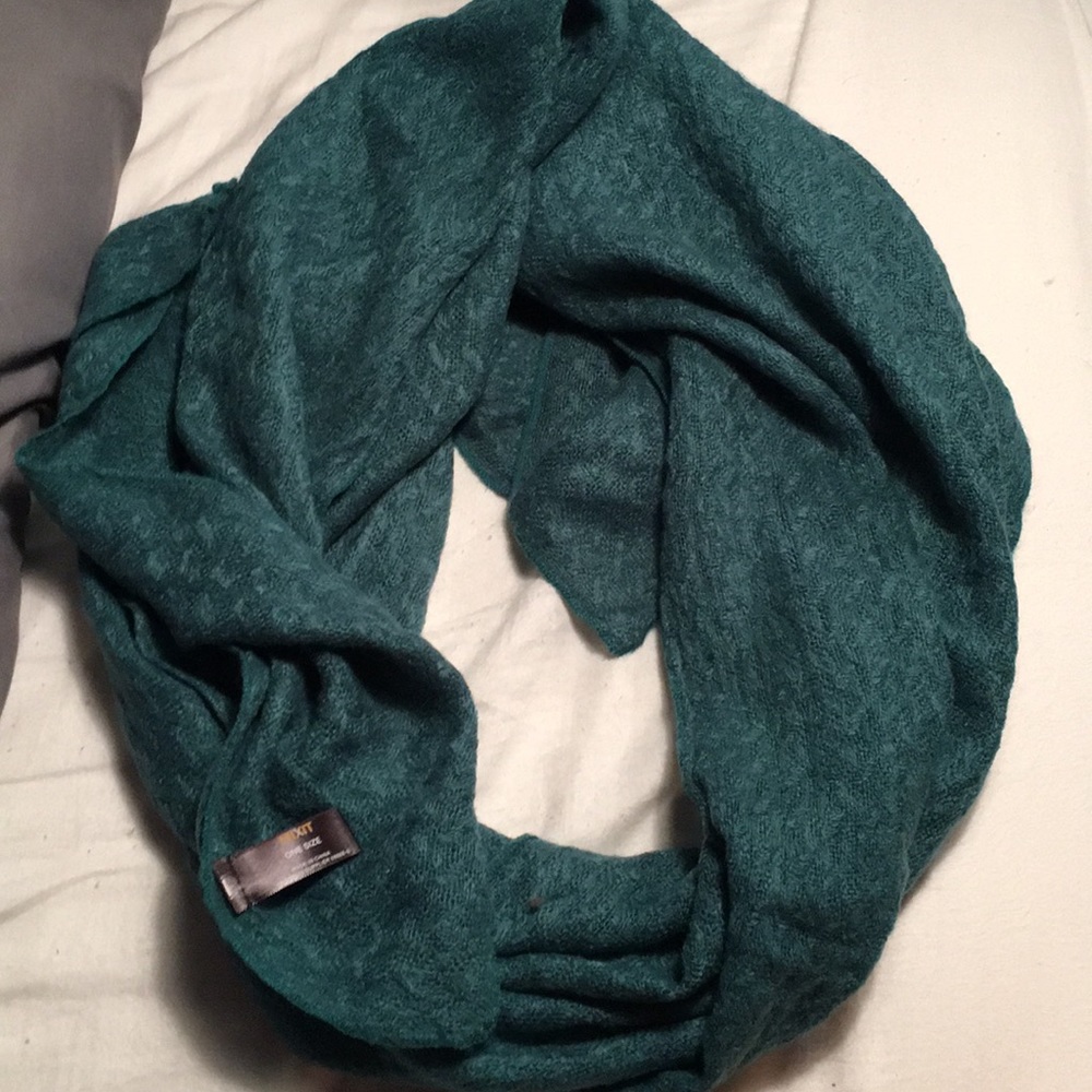 scarf